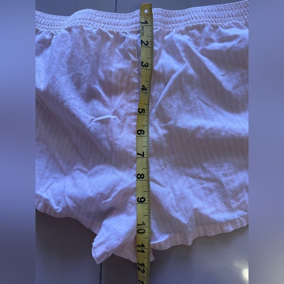 Ralph Lauren women's shorts in light pink with white stripes,  S. These short - Picture 6 of 12